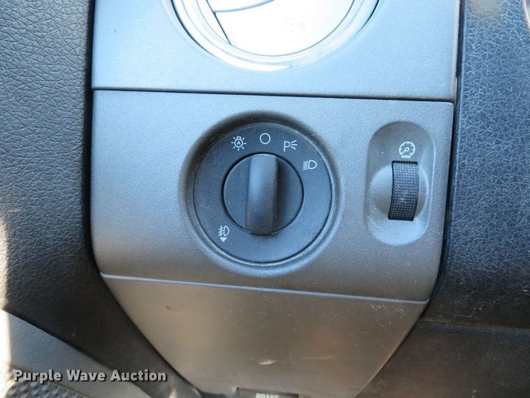 image for item DE8154 2007 Ford F150 SuperCrew pickup truck