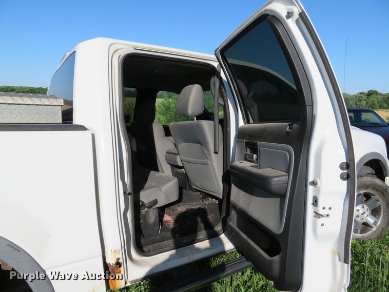 image for item DE8154 2007 Ford F150 SuperCrew pickup truck