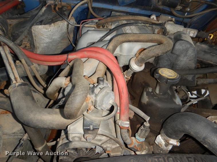 image for item DG1152 1989 Ford F150 pickup truck