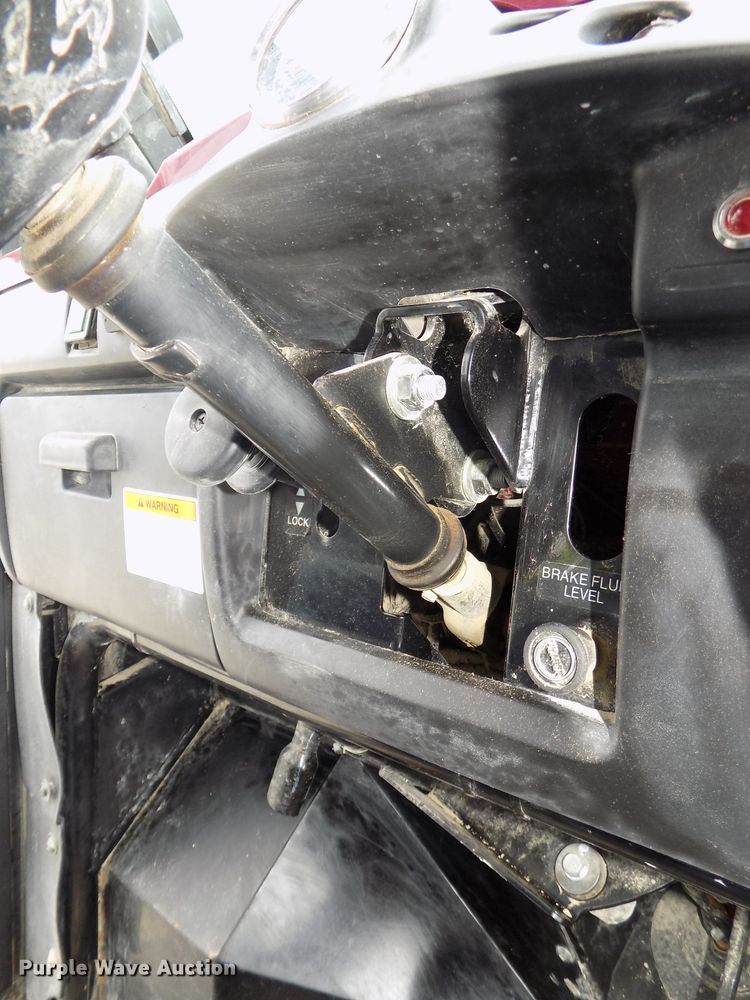 image for item DG2436 2015 Kawasaki Mule 4010 utility vehicle