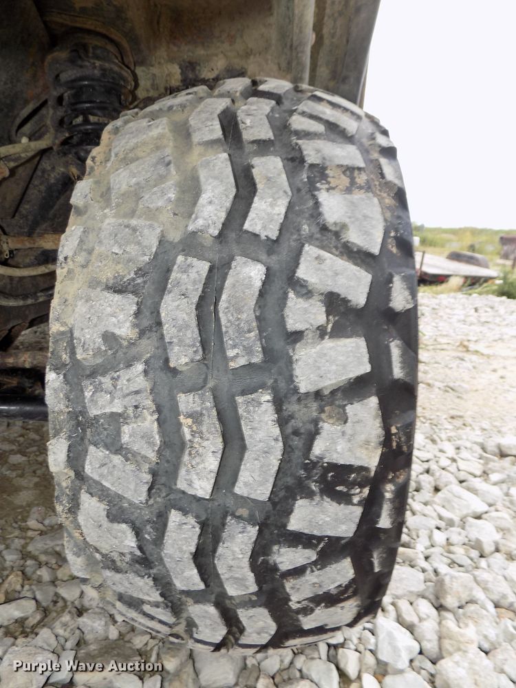 image for item DG2437 2015 Kawasaki KAF620M utility vehicle