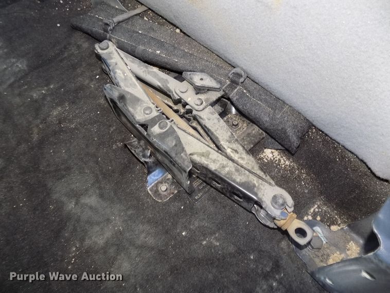 image for item DG2439 2013 Ford F150 XLT SuperCab pickup truck