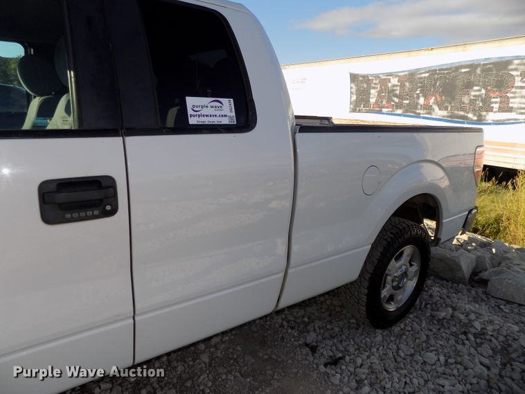 image for item DG2439 2013 Ford F150 XLT SuperCab pickup truck