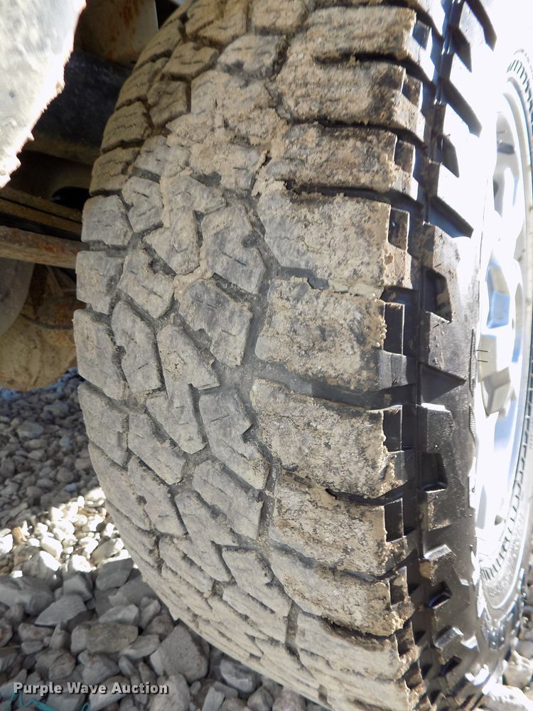 image for item DG2439 2013 Ford F150 XLT SuperCab pickup truck