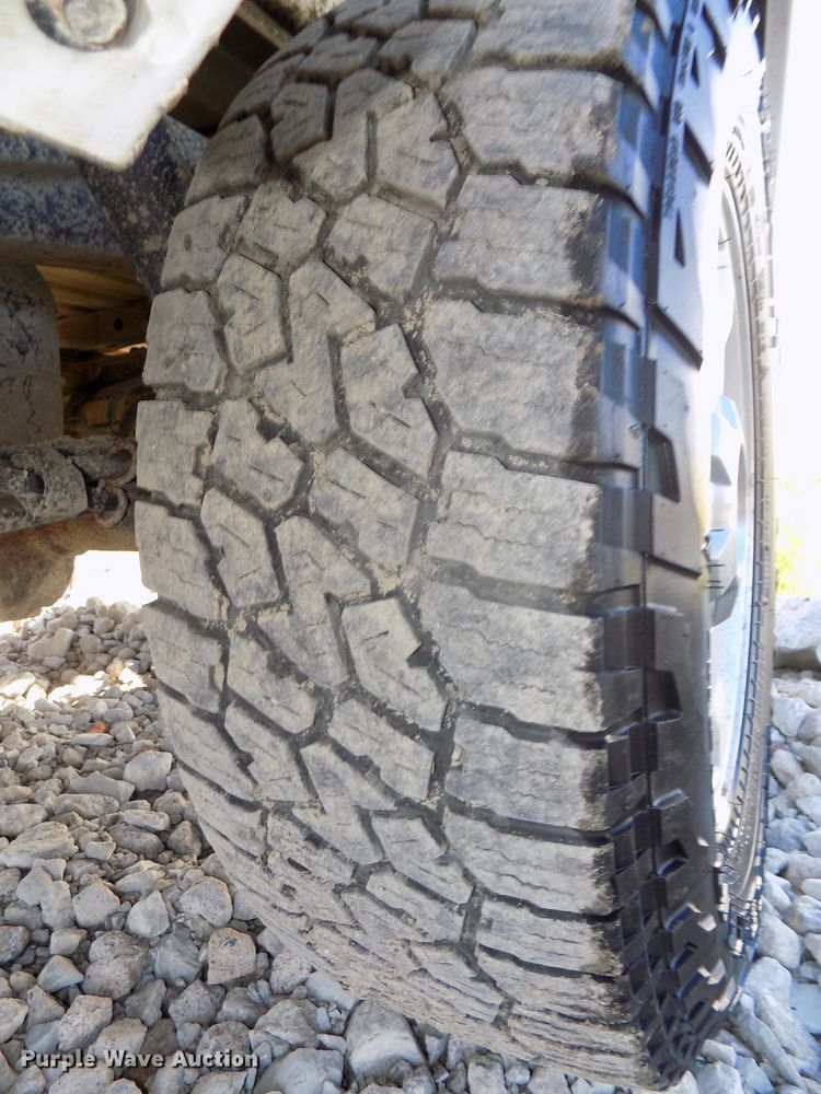 image for item DG2439 2013 Ford F150 XLT SuperCab pickup truck