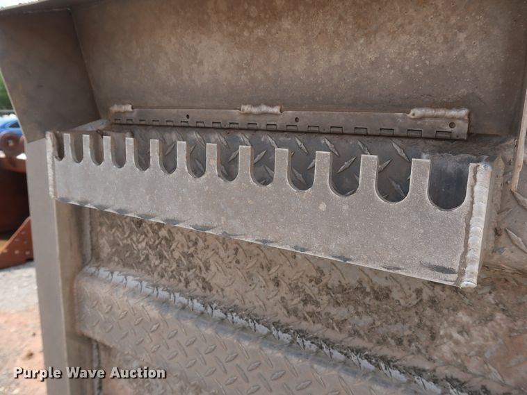 image for item DG4112 Dee Zee aluminum headache rack