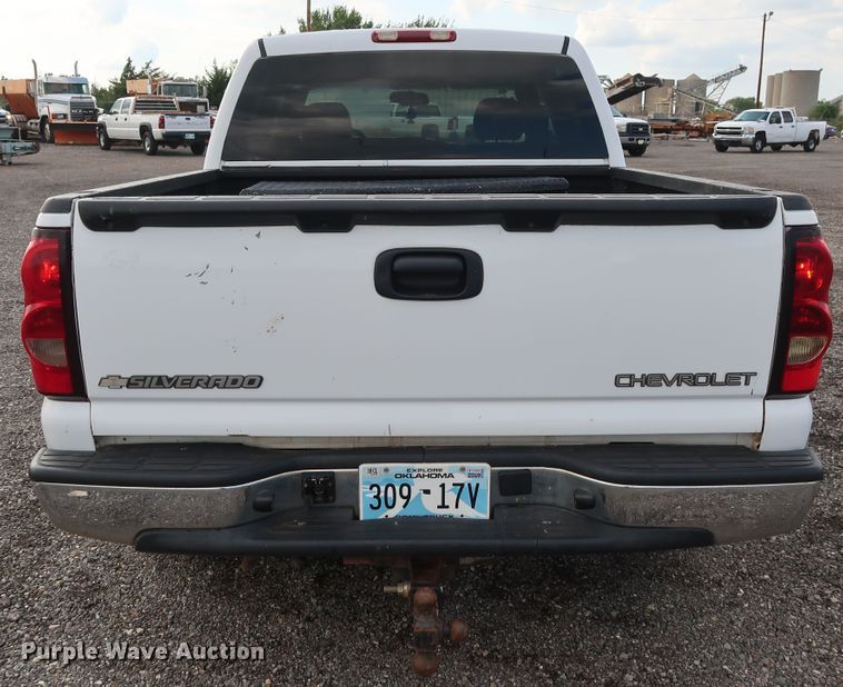 image for item DG4126 2007 Chevrolet Silverado 1500 Crew Cab pickup truck