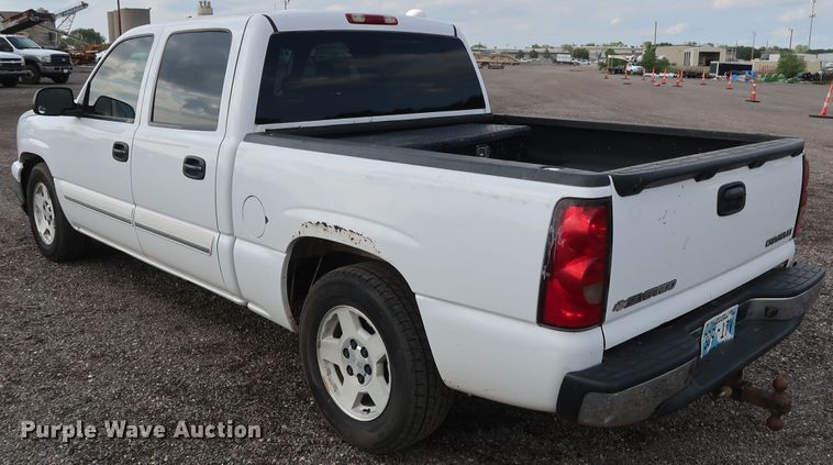 image for item DG4126 2007 Chevrolet Silverado 1500 Crew Cab pickup truck