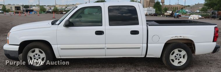 image for item DG4126 2007 Chevrolet Silverado 1500 Crew Cab pickup truck