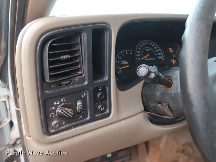 image for item DG4126 2007 Chevrolet Silverado 1500 Crew Cab pickup truck