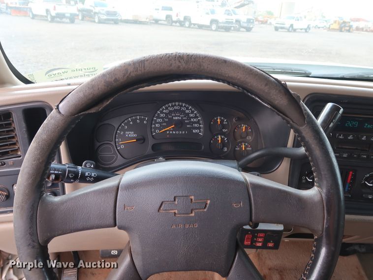 image for item DG4126 2007 Chevrolet Silverado 1500 Crew Cab pickup truck