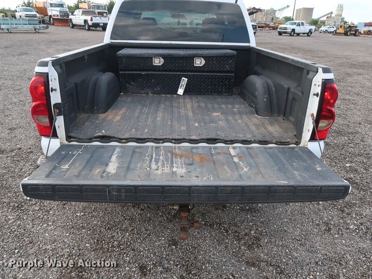 image for item DG4126 2007 Chevrolet Silverado 1500 Crew Cab pickup truck