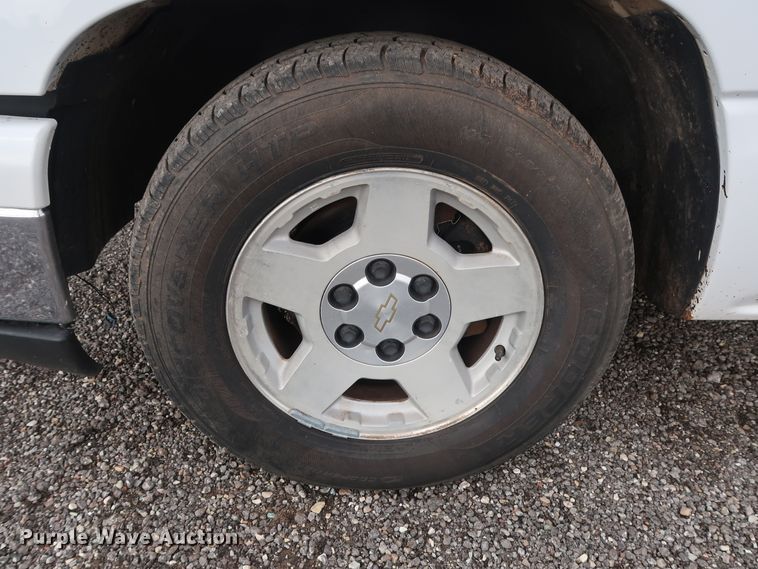 image for item DG4126 2007 Chevrolet Silverado 1500 Crew Cab pickup truck