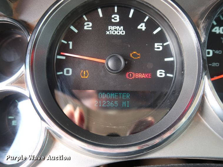 image for item DG4127 2009 Chevrolet Silverado 2500HD LS Crew Cab pickup truck