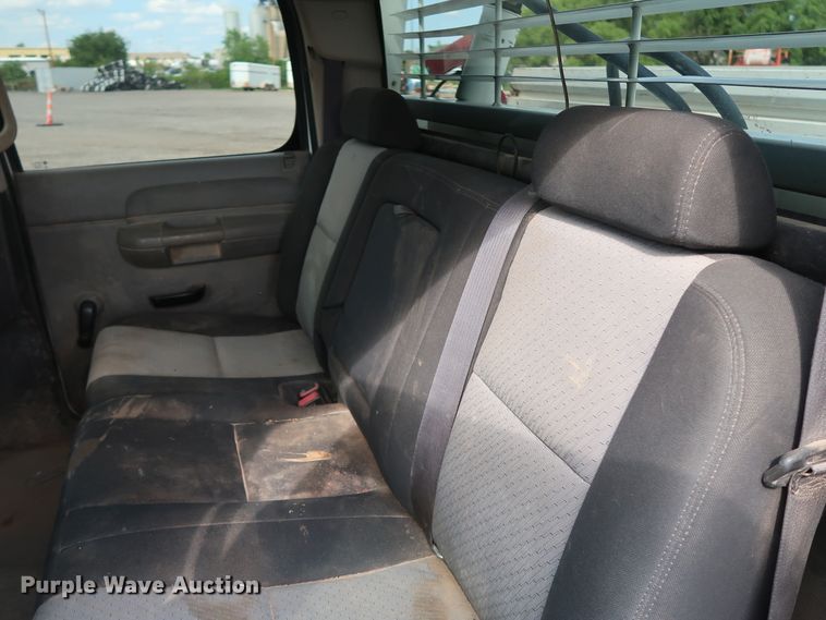 image for item DG4127 2009 Chevrolet Silverado 2500HD LS Crew Cab pickup truck