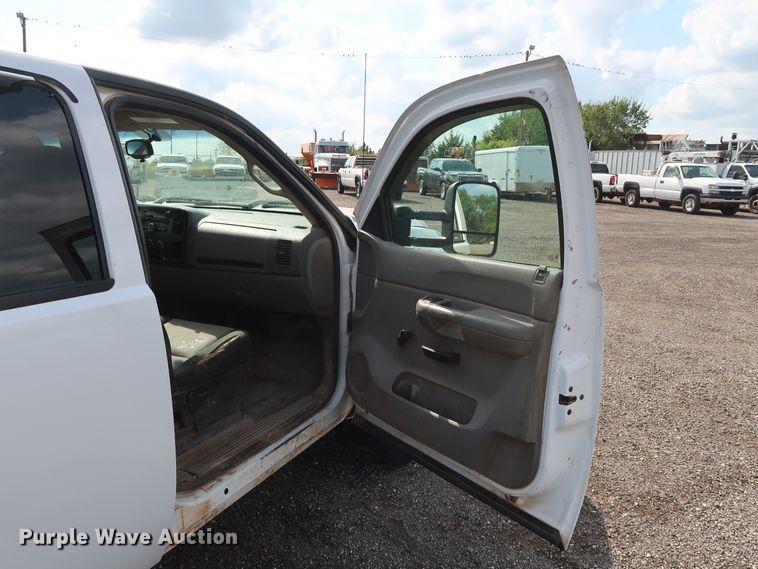 image for item DG4127 2009 Chevrolet Silverado 2500HD LS Crew Cab pickup truck