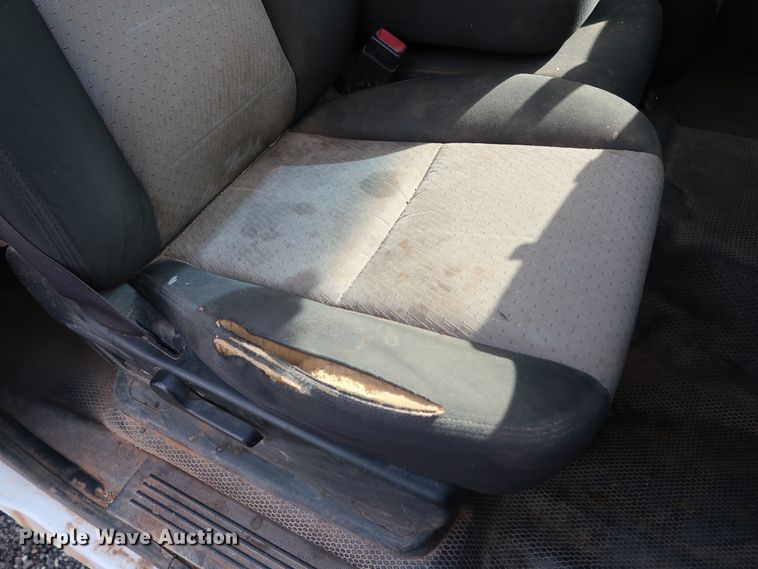 image for item DG4127 2009 Chevrolet Silverado 2500HD LS Crew Cab pickup truck