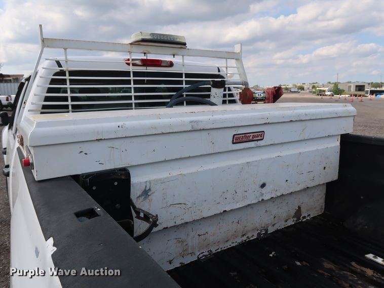 image for item DG4127 2009 Chevrolet Silverado 2500HD LS Crew Cab pickup truck