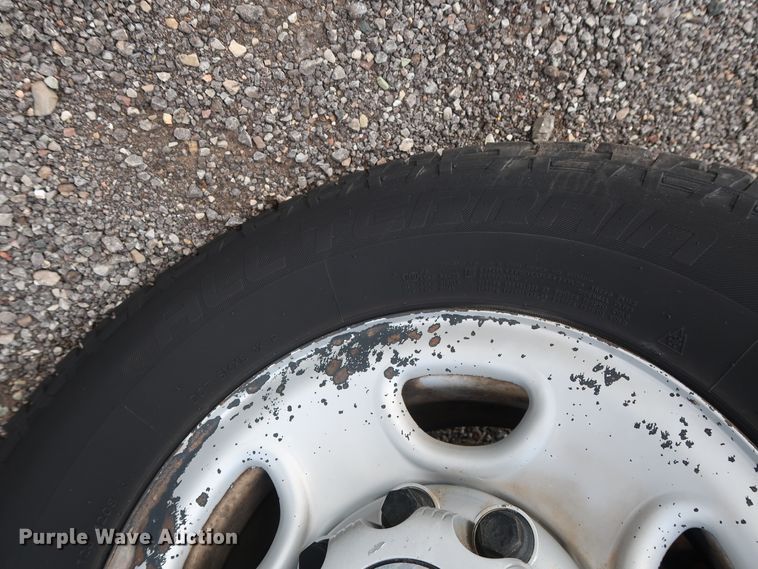 image for item DG4127 2009 Chevrolet Silverado 2500HD LS Crew Cab pickup truck