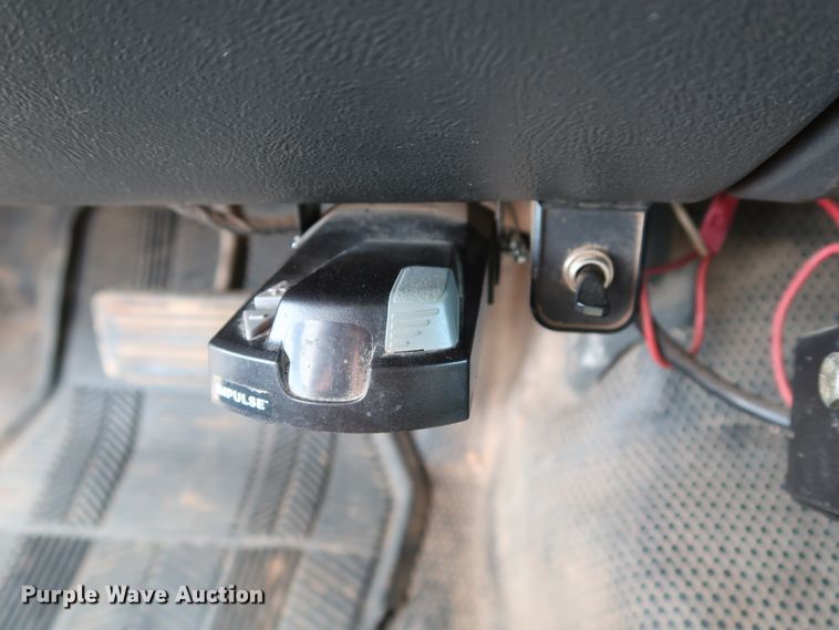 image for item DG4129 2006 Chevrolet Silverado 2500HD LS Crew Cab pickup truck