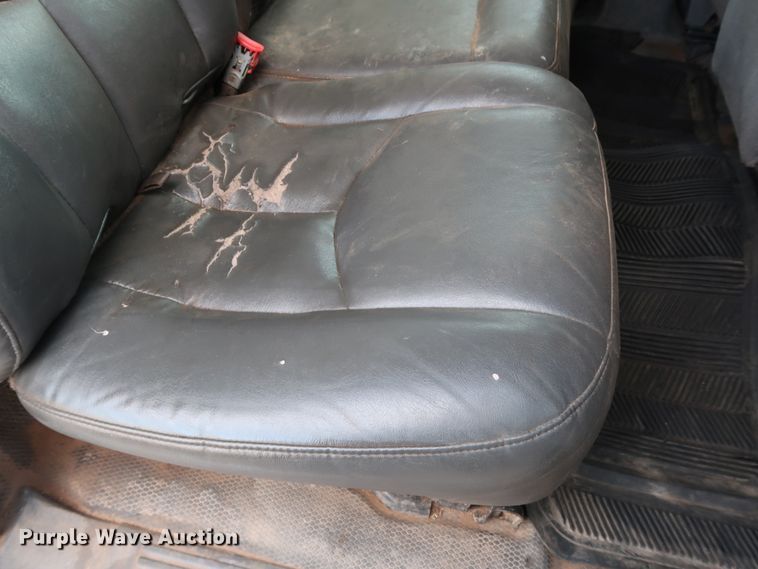 image for item DG4129 2006 Chevrolet Silverado 2500HD LS Crew Cab pickup truck