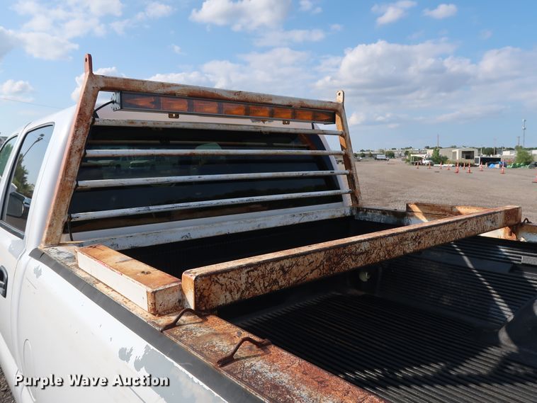 image for item DG4129 2006 Chevrolet Silverado 2500HD LS Crew Cab pickup truck