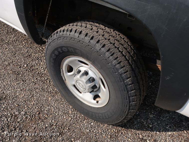 image for item DG4129 2006 Chevrolet Silverado 2500HD LS Crew Cab pickup truck