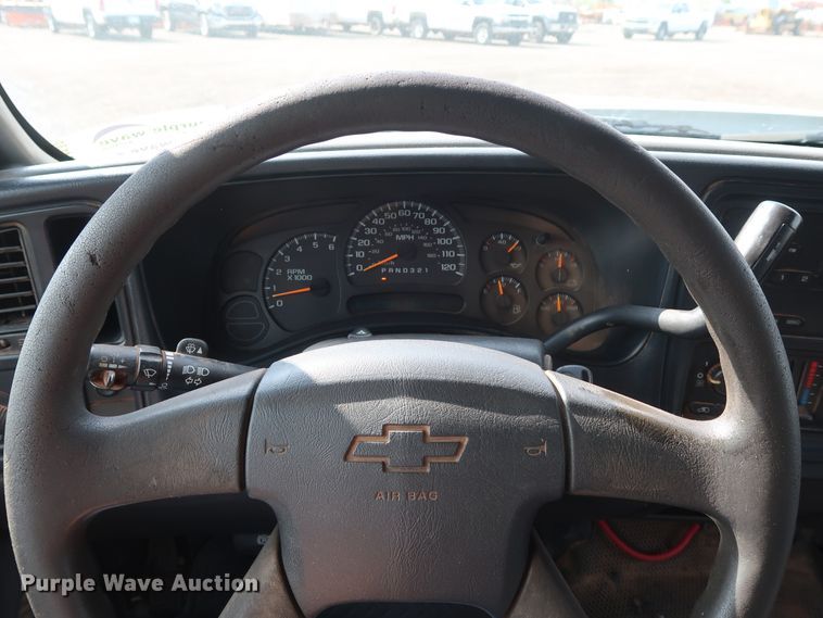 image for item DG4131 2006 Chevrolet Silverado 1500 LS Ext. Cab pickup truck