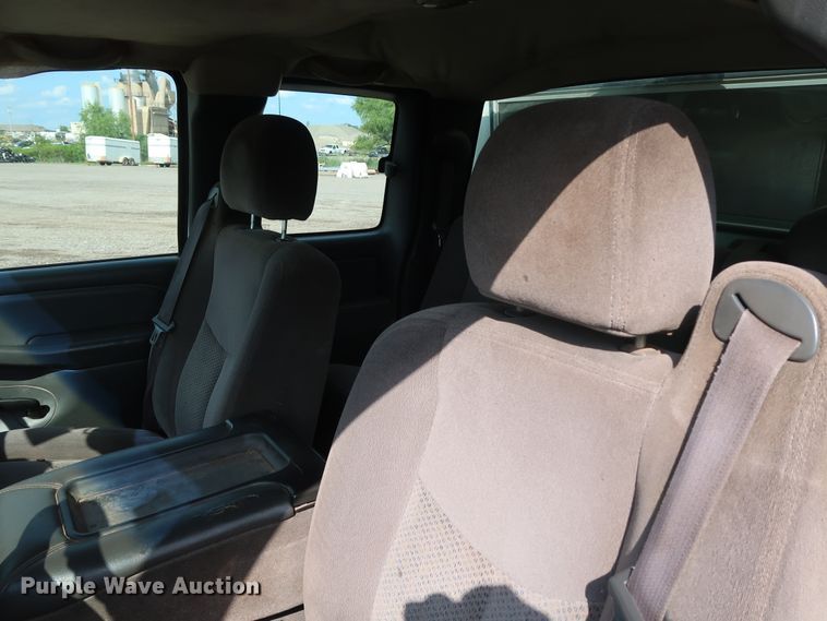 image for item DG4131 2006 Chevrolet Silverado 1500 LS Ext. Cab pickup truck