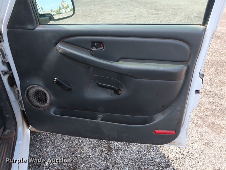 image for item DG4131 2006 Chevrolet Silverado 1500 LS Ext. Cab pickup truck