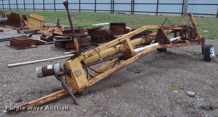 image for item DG4136 Crisafulli pump