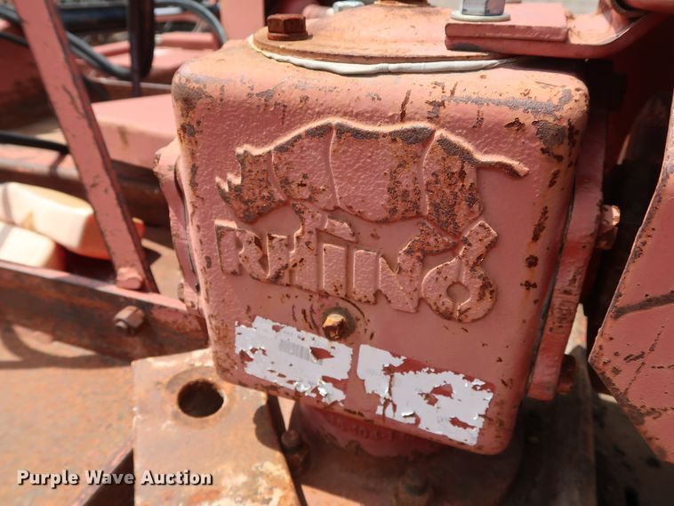 image for item DG4139 2001 Rhino FM15M batwing rotary mower