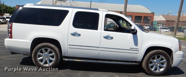 image for item DG4908 2011 GMC Yukon Denali XL SUV