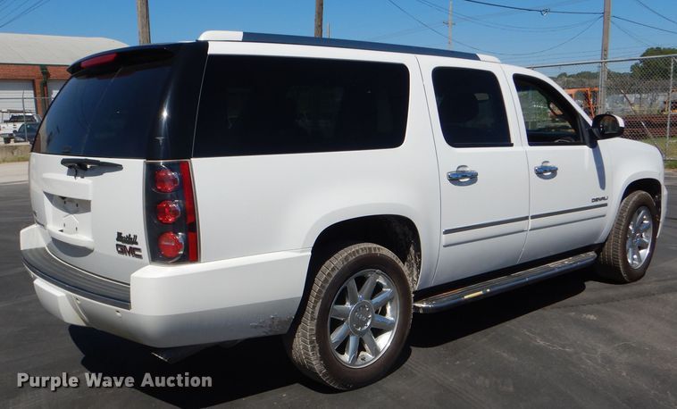image for item DG4908 2011 GMC Yukon Denali XL SUV