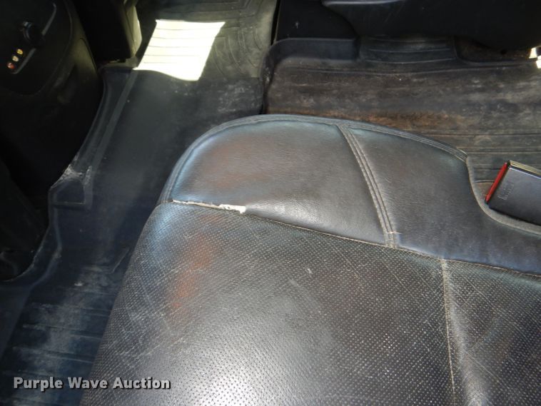 image for item DG4908 2011 GMC Yukon Denali XL SUV