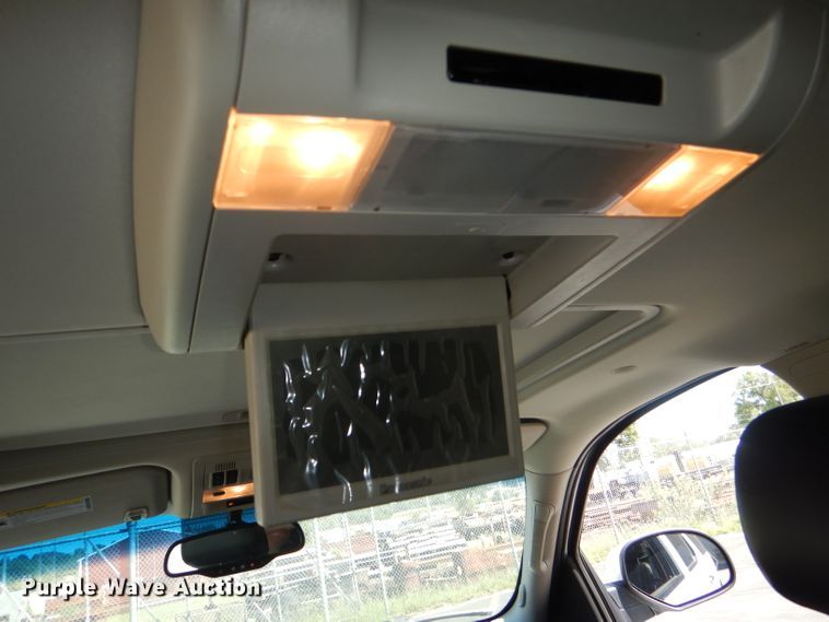 image for item DG4908 2011 GMC Yukon Denali XL SUV