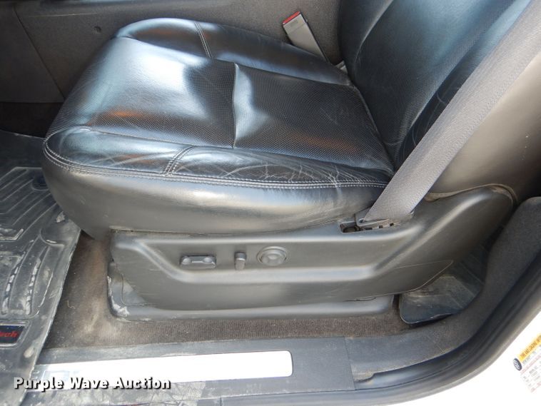 image for item DG4908 2011 GMC Yukon Denali XL SUV