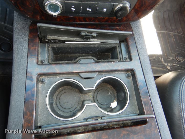 image for item DG4908 2011 GMC Yukon Denali XL SUV