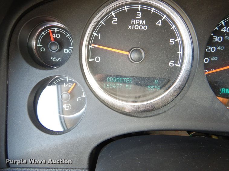 image for item DG4908 2011 GMC Yukon Denali XL SUV