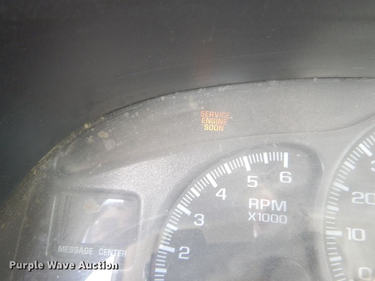 image for item DG4999 2000 Chevrolet Silverado 2500 LS utility bed pickup truck