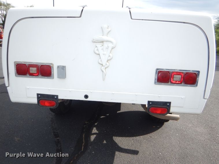 image for item DG4999 2000 Chevrolet Silverado 2500 LS utility bed pickup truck