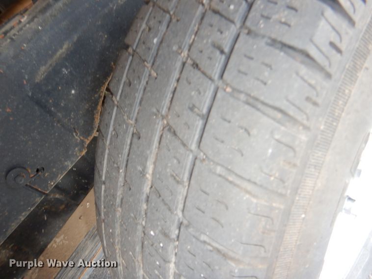 image for item DG4999 2000 Chevrolet Silverado 2500 LS utility bed pickup truck