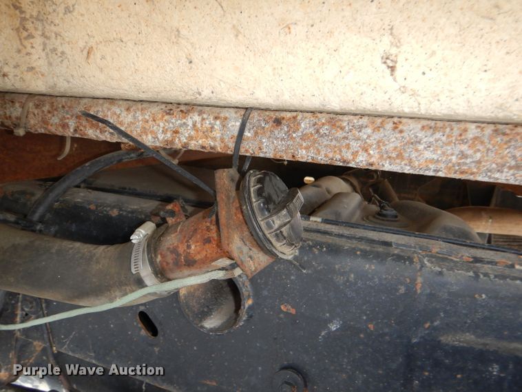 image for item DG4999 2000 Chevrolet Silverado 2500 LS utility bed pickup truck