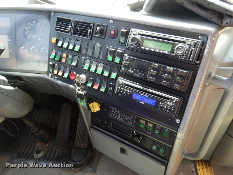 image for item DG5839 2000 Van Hool T2145 coach bus