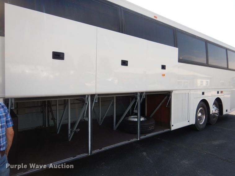 image for item DG5839 2000 Van Hool T2145 coach bus