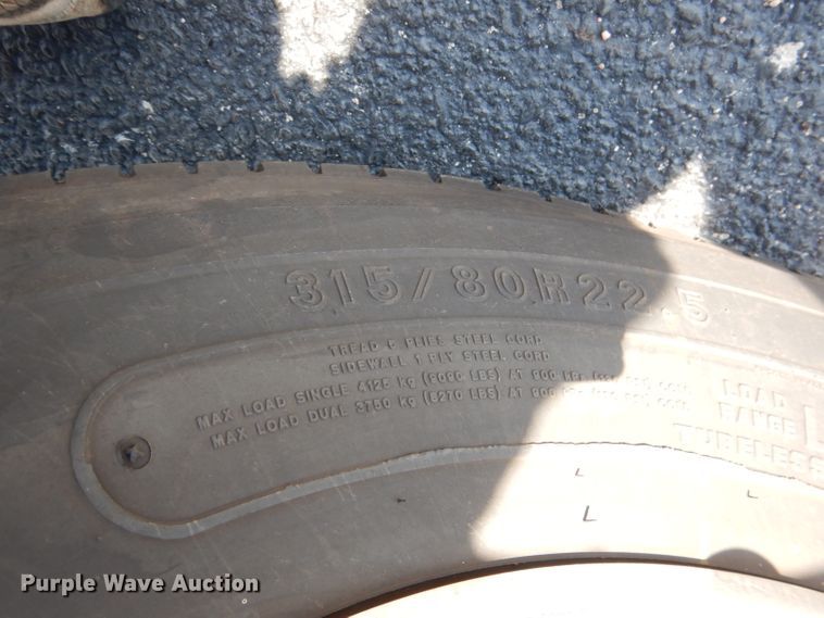 image for item DG5839 2000 Van Hool T2145 coach bus