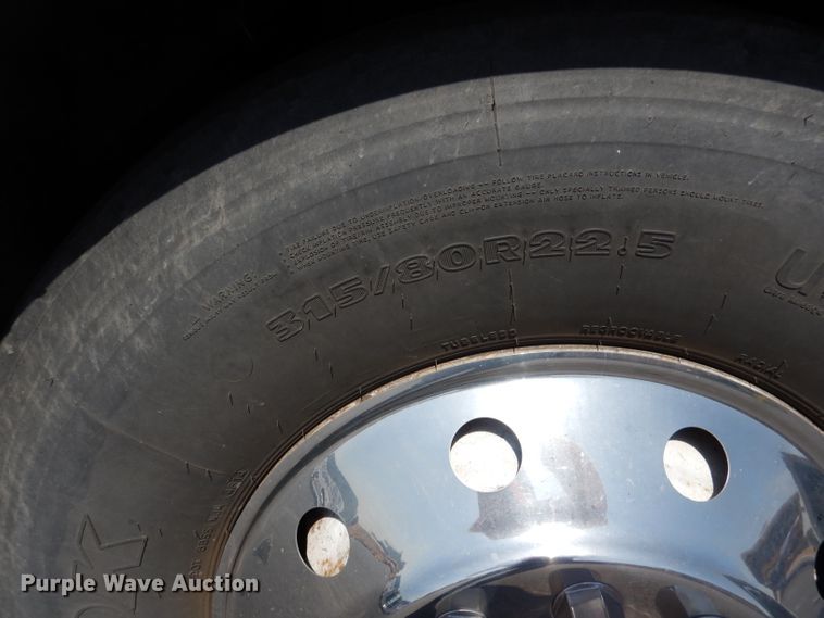 image for item DG5839 2000 Van Hool T2145 coach bus