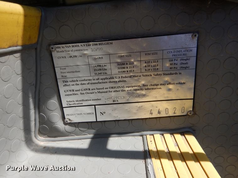 image for item DG5839 2000 Van Hool T2145 coach bus