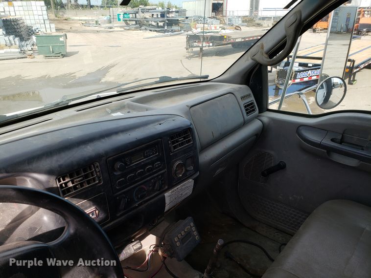 image for item DG7516 2000 Ford F750 Super Duty dump truck