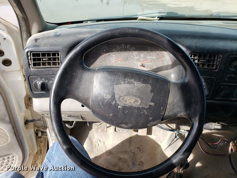 image for item DG7516 2000 Ford F750 Super Duty dump truck